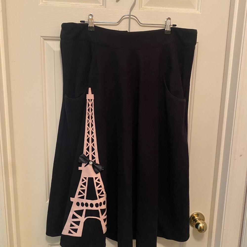 NWT Unique Vintage Eiffel Tower Fleece Texture Skirt Size 3XL
